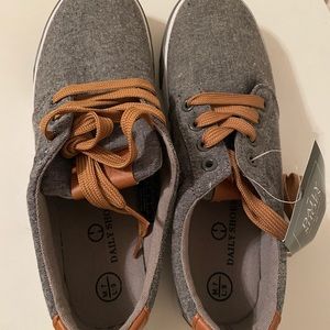 Cute gray and brown shoes!